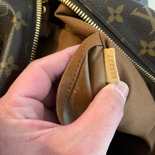 LOUIS VUITTON(ルイヴィトン)のルイヴィトン　モノグラム   エオール レディースのバッグ(スーツケース/キャリーバッグ)の商品写真