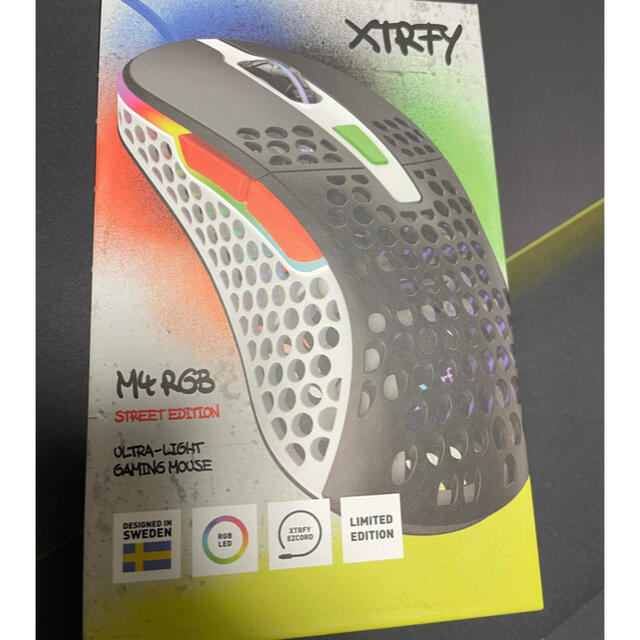 xtrfy m4 RGB StreetEdition(開封済み)