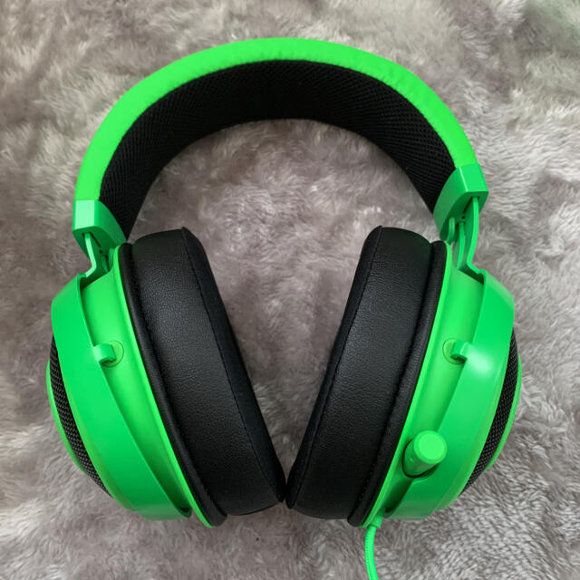 Razer Kraken Green ゲーミングヘッドセット アナログ接続  スマホ/家電/カメラのオーディオ機器(ヘッドフォン/イヤフォン)の商品写真