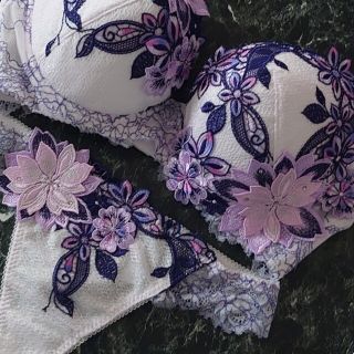 新着商品その他Wacoal - サルート24G F75 & ソングMの通販 by ちゃこ's shop