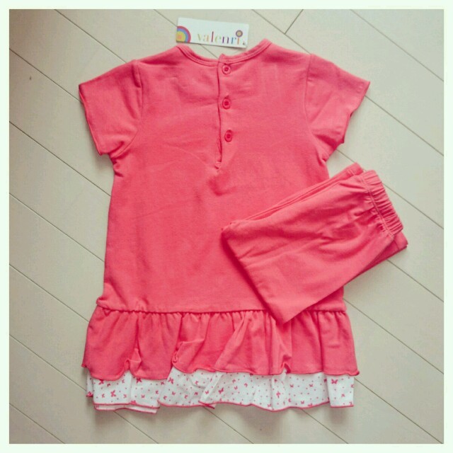 PETIT BATEAU(プチバトー)の新品タグ付き♥セット♥ワンピース♡キッズ キッズ/ベビー/マタニティのキッズ服女の子用(90cm~)(ワンピース)の商品写真