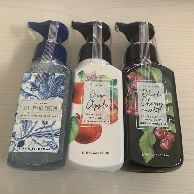 Bath & Body Works(バスアンドボディーワークス)のWHITE BARN ハンドソープ コスメ/美容のボディケア(ボディソープ/石鹸)の商品写真