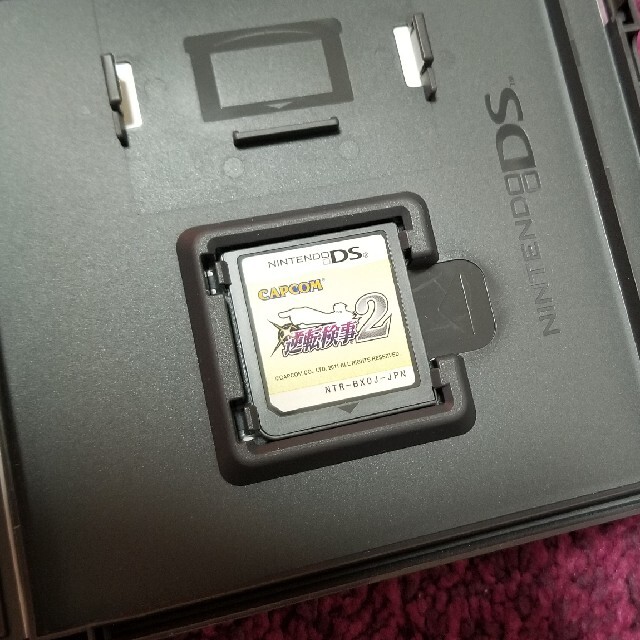 ニンテンドーDS(ニンテンドーDS)の逆転検事2（NEW Best Price！ 2000） DS エンタメ/ホビーのゲームソフト/ゲーム機本体(携帯用ゲームソフト)の商品写真