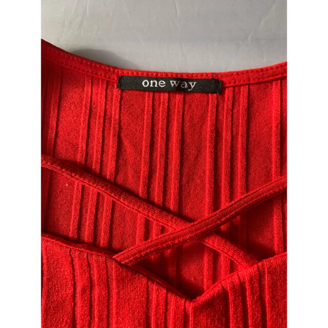 one*way(ワンウェイ)の赤のニット レディースのトップス(ニット/セーター)の商品写真