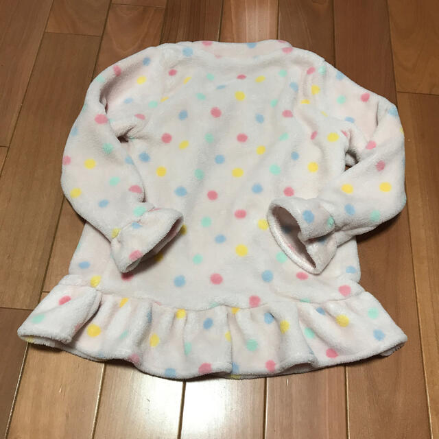 GU(ジーユー)のGU  キッズ　パジャマ　110cm  上のみ キッズ/ベビー/マタニティのキッズ服女の子用(90cm~)(パジャマ)の商品写真