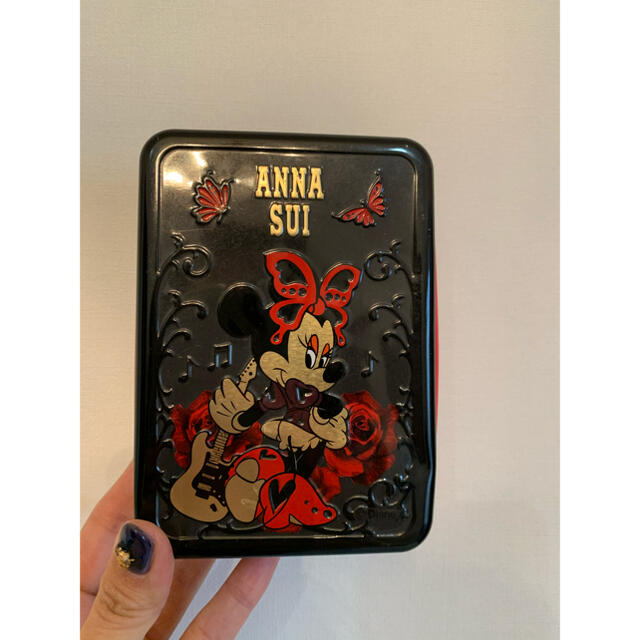 ANNA SUI(アナスイ)のリカリン様　アナスイ　ディズニー　コラボ缶 コスメ/美容のメイク道具/ケアグッズ(メイクボックス)の商品写真