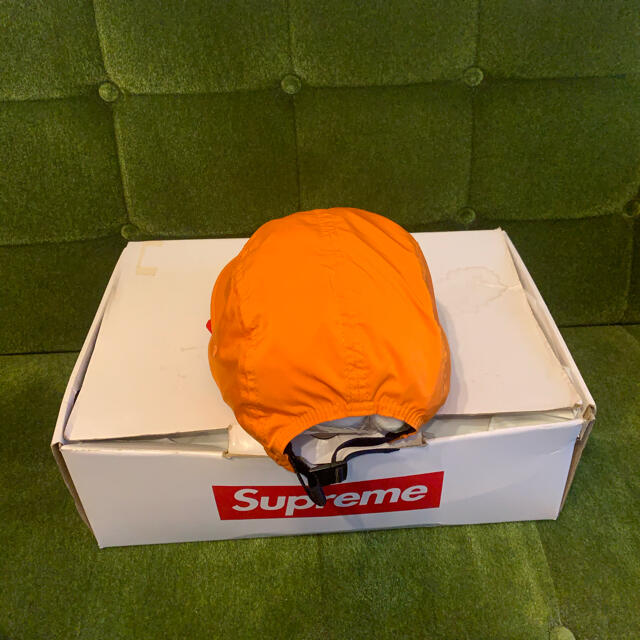 Supreme(シュプリーム)のSupreme 17AW LIQUID METAL LOGO CAMP CAP メンズの帽子(キャップ)の商品写真