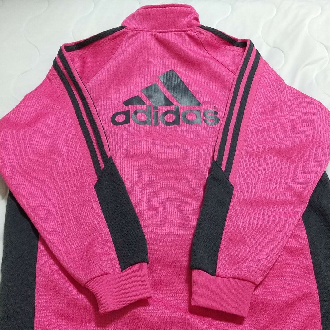 adidas(アディダス)のアディダス ピンク ジャージ 150cm キッズ/ベビー/マタニティのキッズ服女の子用(90cm~)(ジャケット/上着)の商品写真