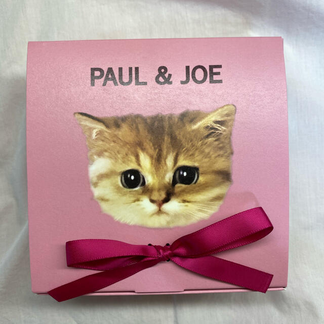 PAUL & JOE(ポールアンドジョー)のPAUL&JOE 現品・試供品　ギフトBOX入 コスメ/美容のベースメイク/化粧品(化粧下地)の商品写真
