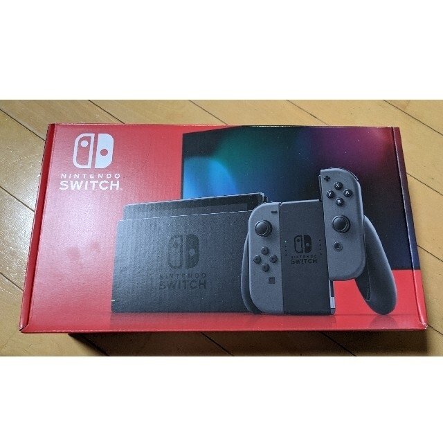 Nintendo Switch Joy-Con(L)/(R) グレー　新型 エンタメ/ホビーのゲームソフト/ゲーム機本体(家庭用ゲーム機本体)の商品写真