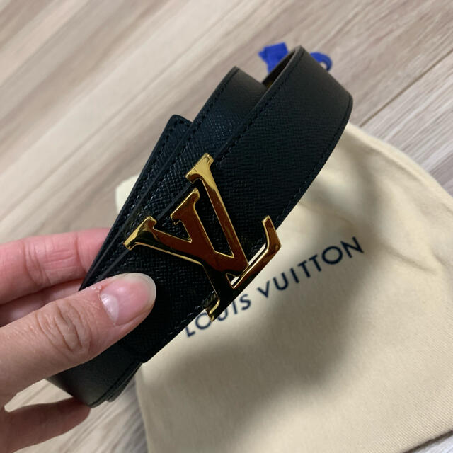 LOUIS VUITTON(ルイヴィトン)の【ルイヴィトン】リバーシブルベルト【LOUIS VUITTON】 レディースのファッション小物(ベルト)の商品写真