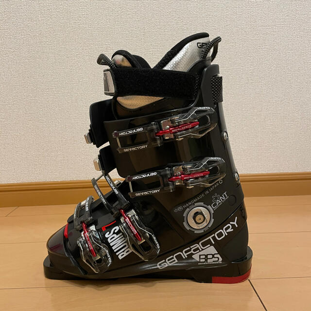 GEN BUMPS7 スキーブーツ スポーツ/アウトドアのスキー(ブーツ)の商品写真