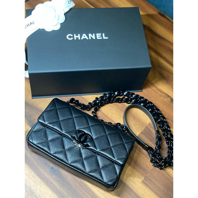 CHANEL(シャネル)のmizuiro様専用21C ミニマトラッセチェーンショルダーバッグ レディースのバッグ(ショルダーバッグ)の商品写真