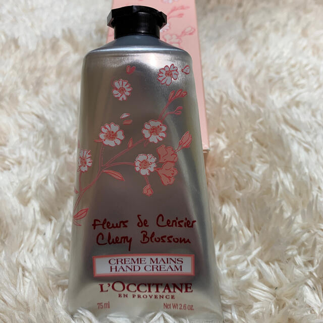 L'OCCITANE(ロクシタン)のロクシタン　チェリーブロッサム　ハンドクリーム　75ml コスメ/美容のボディケア(ハンドクリーム)の商品写真