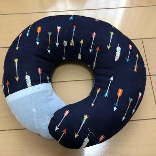 パウター様専用　エスメラルダ　ドーナツ　ベビー枕(枕)