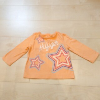 トミーヒルフィガー(TOMMY HILFIGER)のTOMMY HILFIGER 18M 80cm ロンT　オレンジ　美品(シャツ/カットソー)