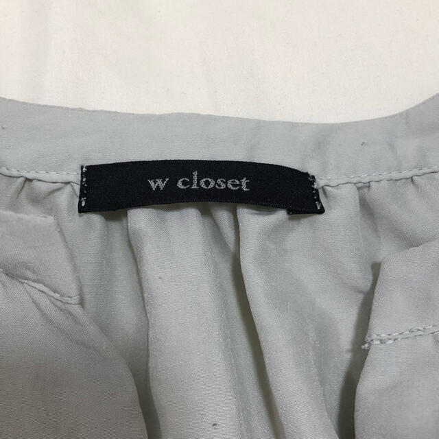 w closet(ダブルクローゼット)の【w closet 】ブラウス　ライトグリーン レディースのトップス(シャツ/ブラウス(長袖/七分))の商品写真