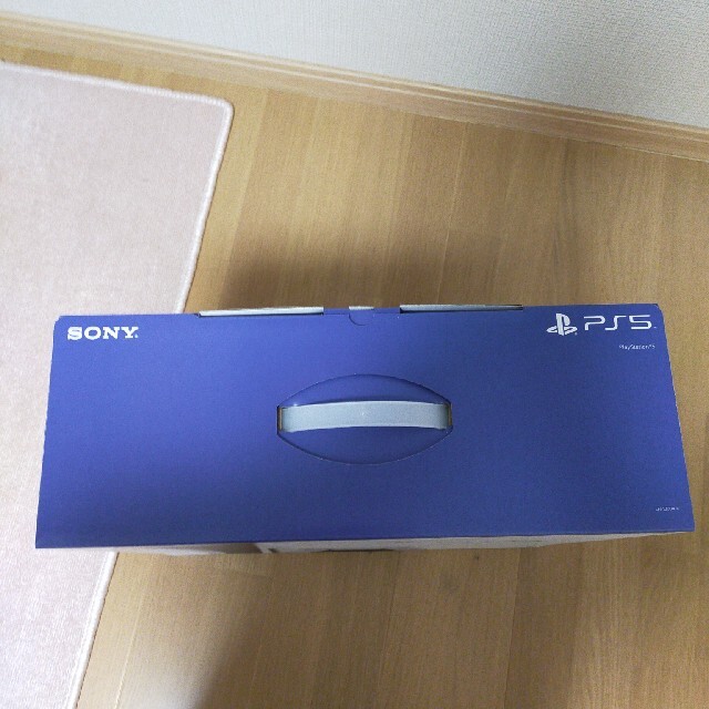 SONY(ソニー)のSONY PlayStation5 CFI-1000A01 エンタメ/ホビーのゲームソフト/ゲーム機本体(家庭用ゲーム機本体)の商品写真