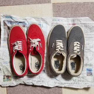 ヴァンズ(VANS)のVANS　スニーカー　赤　グレー　26.5(スニーカー)