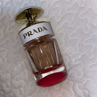 プラダ(PRADA)のPRADA CANDY KISS 30ml(香水(女性用))