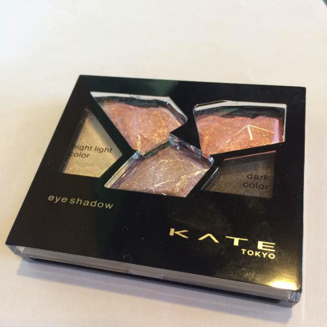 KATE(ケイト)のケイト アイシャドウ 値下げ❗️ コスメ/美容のベースメイク/化粧品(アイシャドウ)の商品写真
