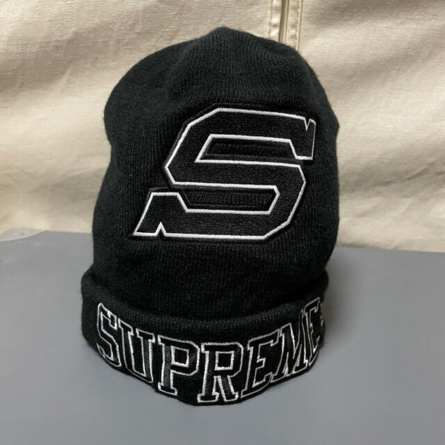 Supreme ニューエラ　ニット帽