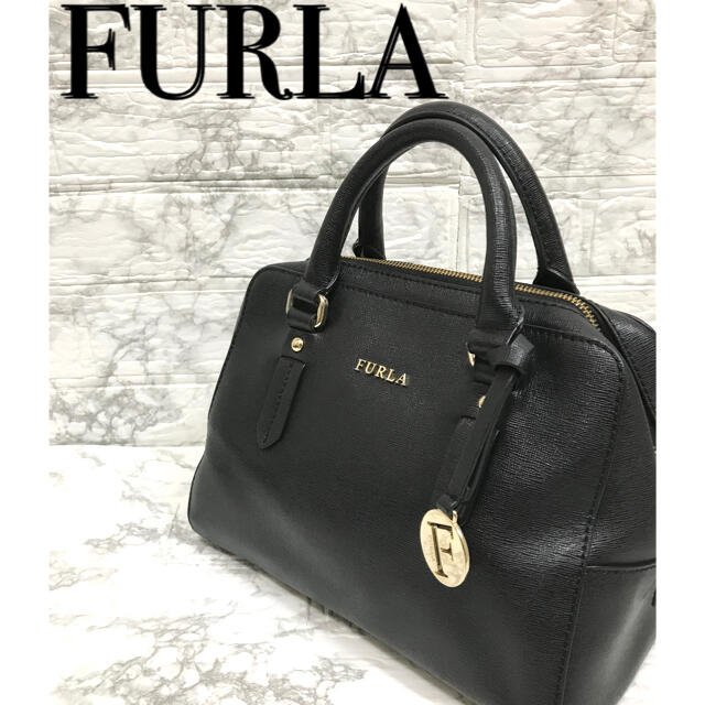 Furla(フルラ)のフルラ   FURLA  ハンドバッグ　トートバッグ　黒　ブランド　チャーム レディースのバッグ(トートバッグ)の商品写真