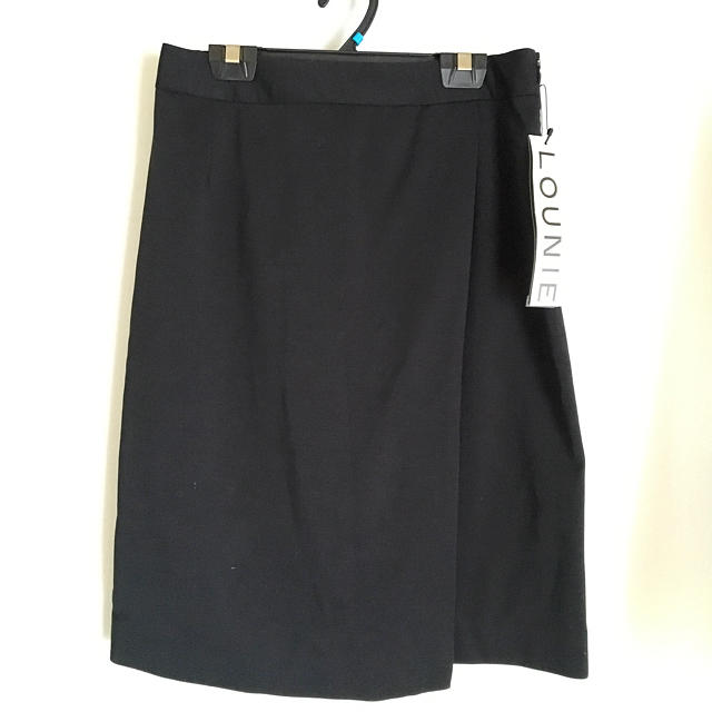 LOUNIE(ルーニィ)のLOUNIE ブラック膝丈スカート レディースのスカート(ひざ丈スカート)の商品写真