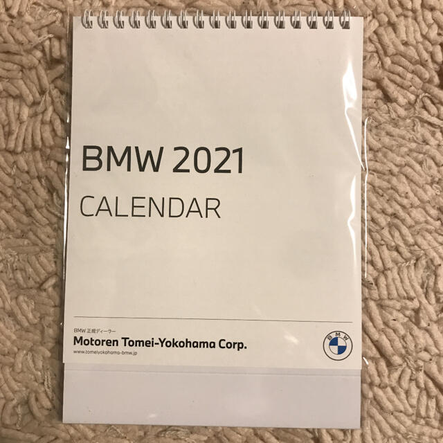 BMW(ビーエムダブリュー)の新品！ BMW 2021年カレンダー 卓上タイプ 自動車/バイクの自動車/バイク その他(その他)の商品写真