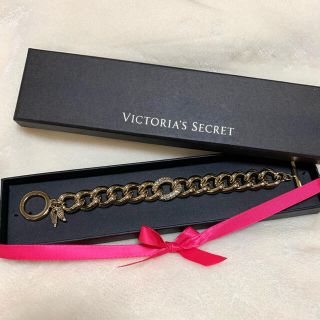 ヴィクトリアズシークレット(Victoria's Secret)のヴィクトリアシークレット　ブレスレット　バングル　ゴールド　アクセサリー　(ブレスレット/バングル)