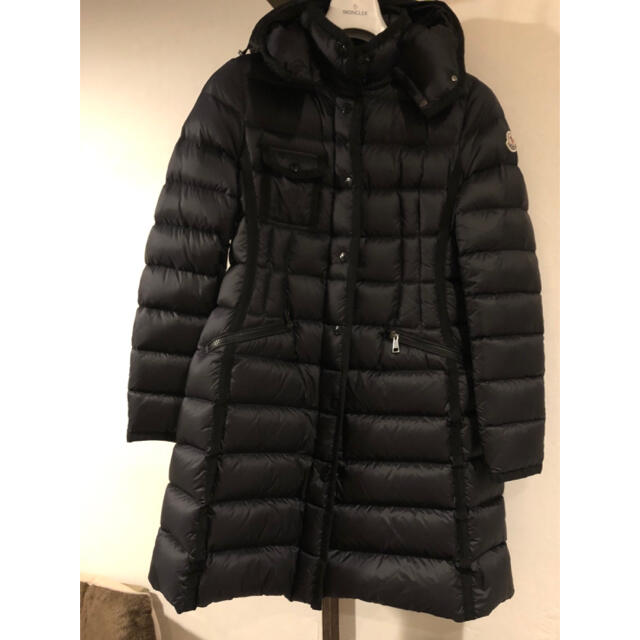 新品・未使用タグ付きエルミンヌ ブラック0.1moncler ????????レディース