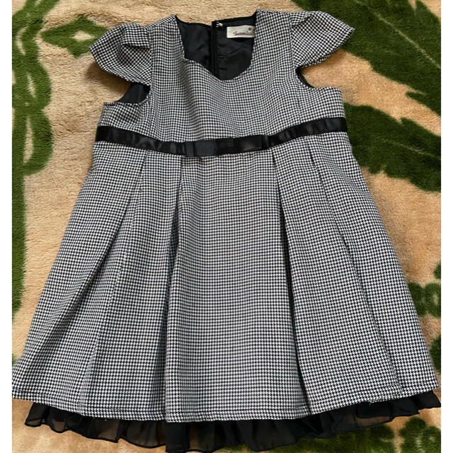 フォーマルワンピース キッズ/ベビー/マタニティのキッズ服女の子用(90cm~)(ドレス/フォーマル)の商品写真