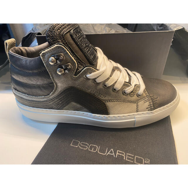 DSQUARED2 スニーカー　未使用　ディースク