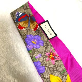 グッチ(Gucci)のGGフローラプリントシルクネックボウ（未使用）(バンダナ/スカーフ)