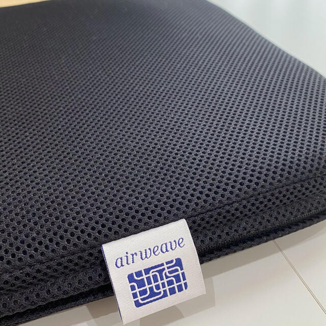 美品】エアウィーヴ(airweave)クッション L30の通販 by まっちゃ 美品】エアウィーヴ(airweave)クッション L30の通販 by まっちゃ