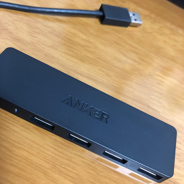 Anker USB3.0 ウルトラスリム4ポートハブ スマホ/家電/カメラのPC/タブレット(PC周辺機器)の商品写真