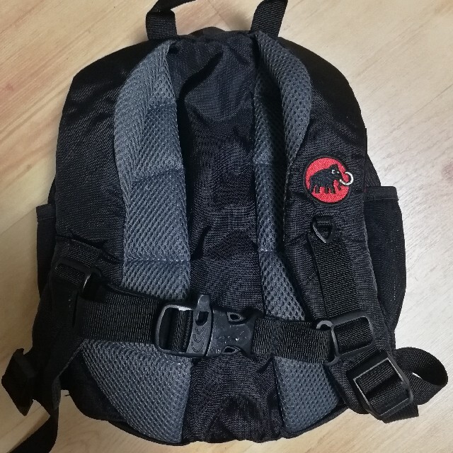 Mammut(マムート)のMammut 4L リュック キッズ/ベビー/マタニティのこども用バッグ(リュックサック)の商品写真