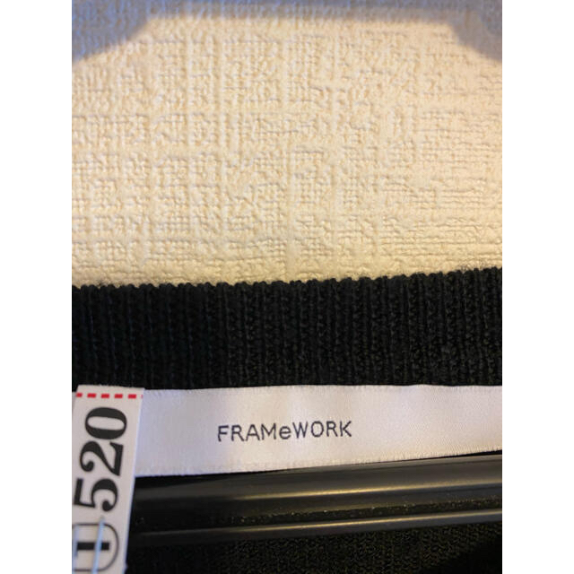 FRAMeWORK(フレームワーク)の専用‼️FRAMeWORKフレームワーク ニット　フロントプリント レディースのトップス(ニット/セーター)の商品写真