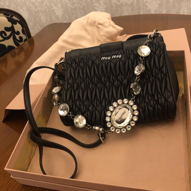 miu miu  ショルダーバック