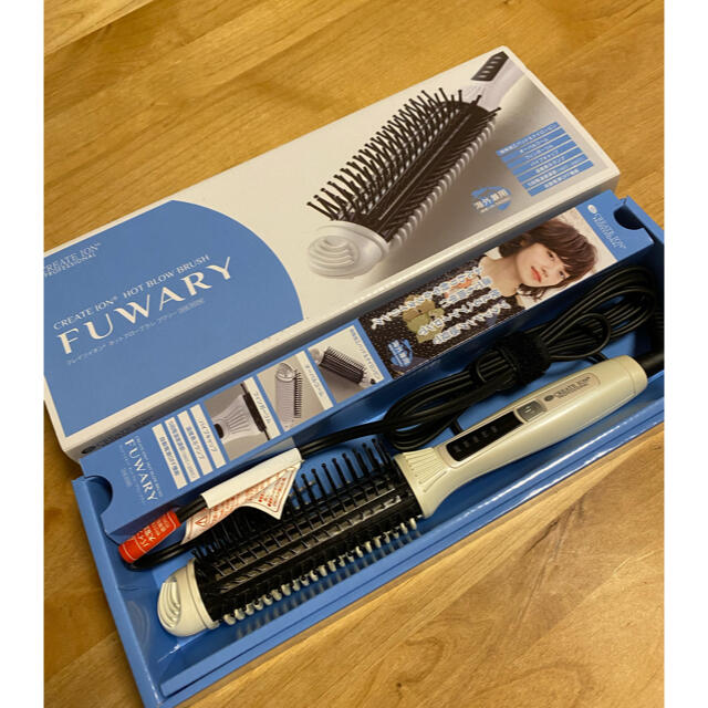 FUWARY クリエイツイオン　ホットブローブラシ コスメ/美容のヘアケア/スタイリング(ヘアブラシ/クシ)の商品写真