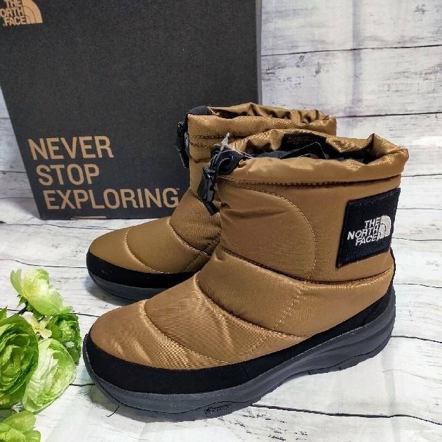 THE NORTH FACE(ザノースフェイス)の新品ノースフェイス ヌプシ ブーティー ウォータープルーフ NF52076 UB レディースの靴/シューズ(ブーツ)の商品写真