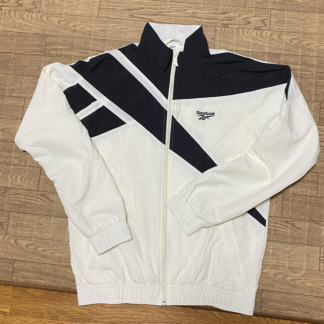 Reebok(リーボック)のReebok［Classics Vector Track Jacket］M メンズのジャケット/アウター(ナイロンジャケット)の商品写真