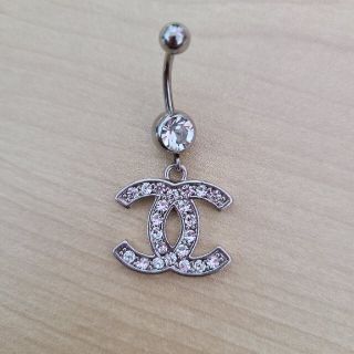 ピアス(ピアス)