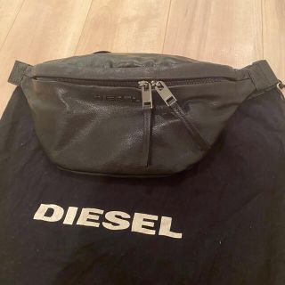 ディーゼル(DIESEL)の【美品】DIESEL 本革ショルダーバッグ　メンズバッグ(ボディーバッグ)