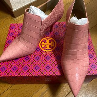 トリーバーチ(Tory Burch)の✨【新品未使用】トリーバーチ　クロコダイル柄ショートブーツ(ブーツ)