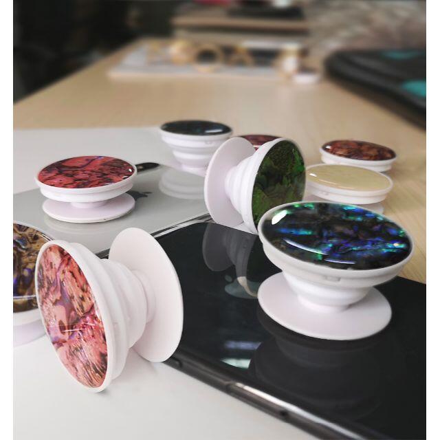 最後一つPOPSOCKETS・ポップソケット・スマホグリップ（花語り×金箔） スマホ/家電/カメラのスマホアクセサリー(iPhoneケース)の商品写真