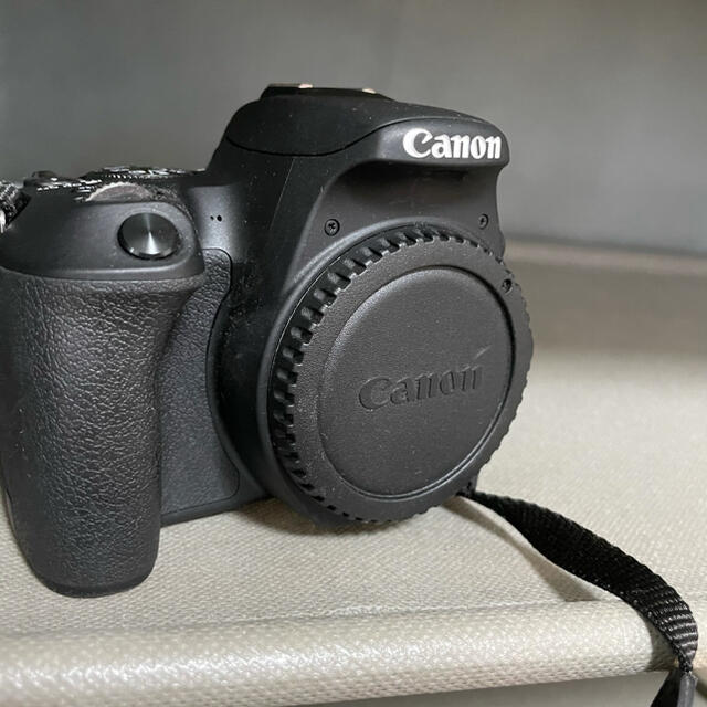 Canon kissX9一眼レフカメラ レンズ付き