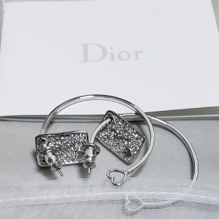 ディオール(Dior)のDior　ラインストーンハートピアス　美品(ピアス)