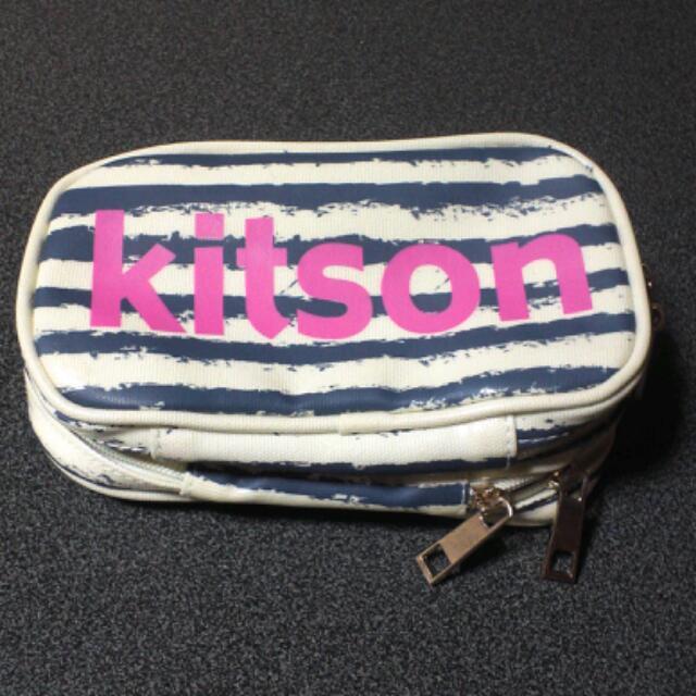 KITSON(キットソン)のキットソンのポーチ レディースのファッション小物(ポーチ)の商品写真