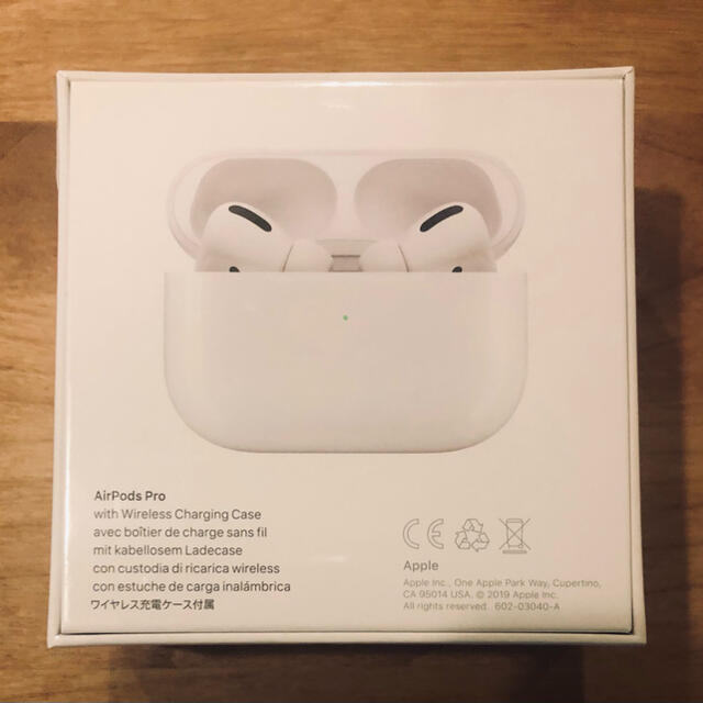 Apple(アップル)の Air Pods Pro 型番MWP22J/A 新品未開封 スマホ/家電/カメラのオーディオ機器(ヘッドフォン/イヤフォン)の商品写真